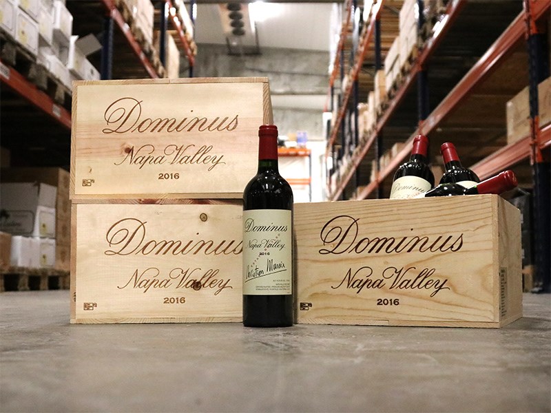 Investi in Dominus Estate